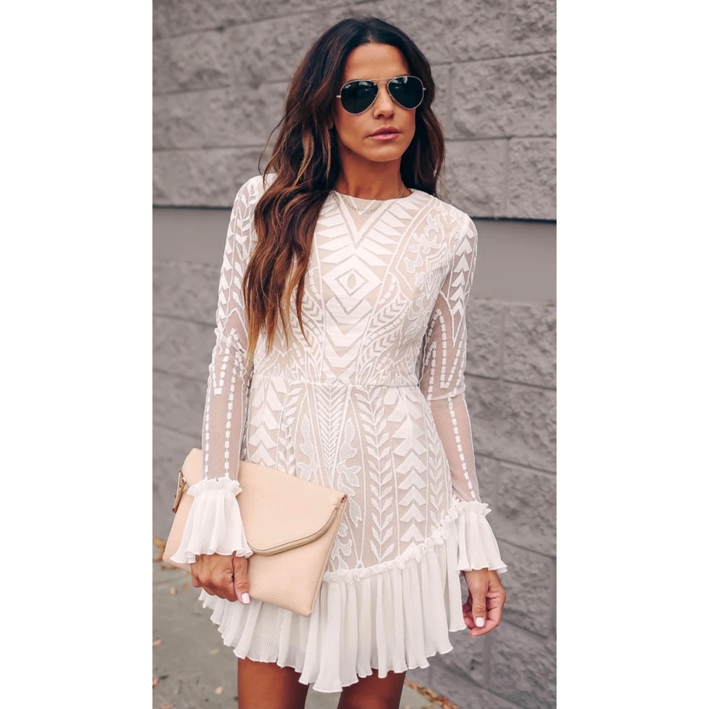 NWT Saints and Secrets White Lace Dress